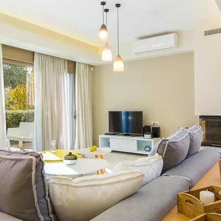 Aria - Private Pool, Playground, Ping Pong & Close To Beach, By Thinkvilla Pigi (Crete)