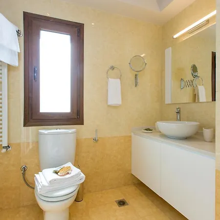 Aria - Private Pool, Playground, Ping Pong & Close To Beach, By Thinkvilla Pigi (Crete)