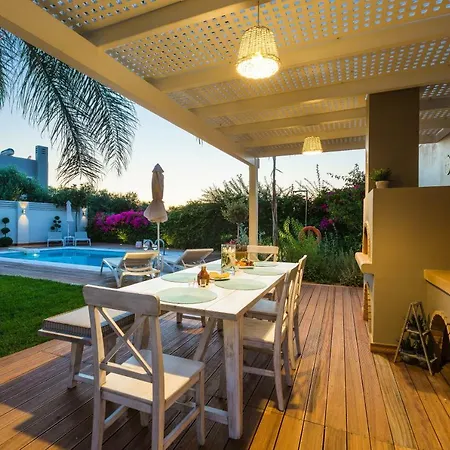 Aria - Private Pool, Playground, Ping Pong & Close To Beach, By Thinkvilla Pigi (Crete)
