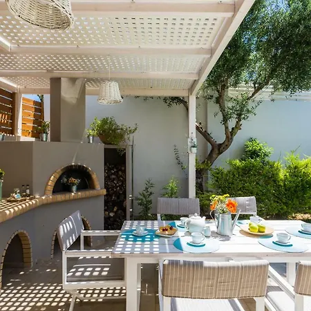Aria - Private Pool, Playground, Ping Pong & Close To Beach, By Thinkvilla *