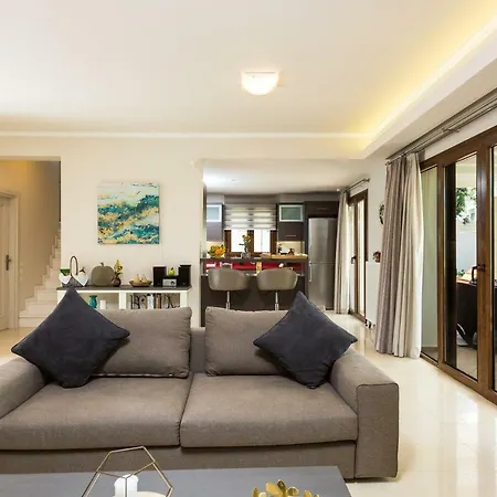 Aria - Private Pool, Playground, Ping Pong & Close To Beach, By Thinkvilla Villa