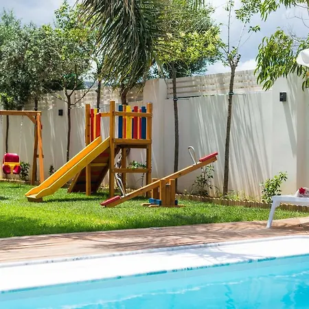 Aria - Private Pool, Playground, Ping Pong & Close To Beach, By Thinkvilla Villa *